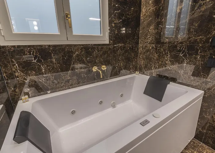 Golden House Vatican - Regolo Гостевой дом 4*