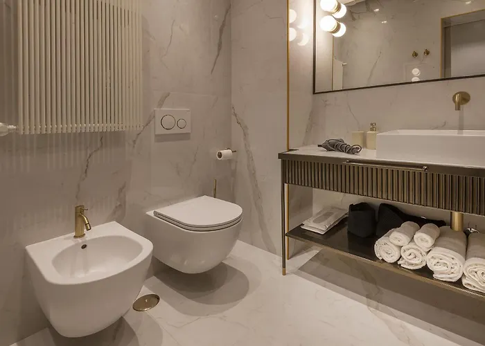 Maison d'hôtes Golden House Vatican - Regolo 4*